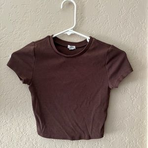 brown crop tee